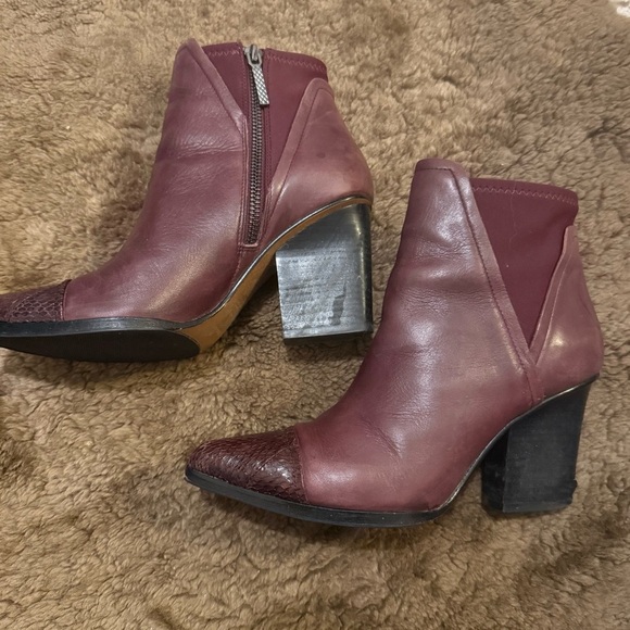 Donald J. Pliner Burgundy Ankle Boots - Picture 4 of 10
